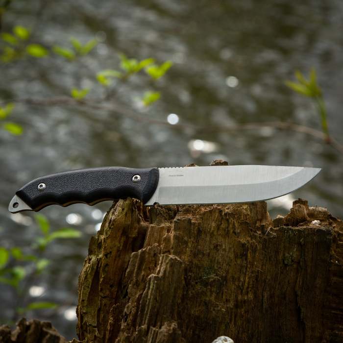 How to Pick a Fishing Knife?