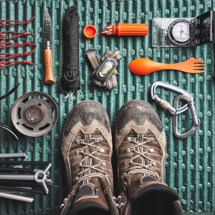 How to Choose the Perfect Gift for Camping, Hiking, and Outdoor Enthusiasts 