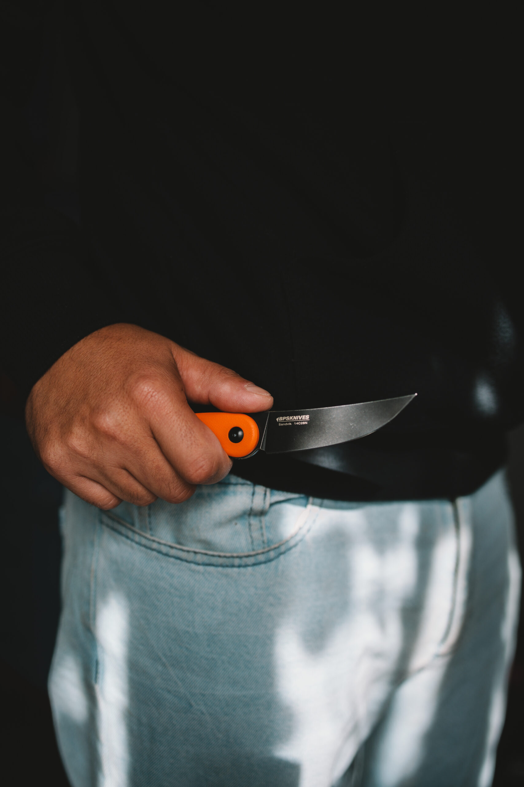 12 Orange Knife in Hand